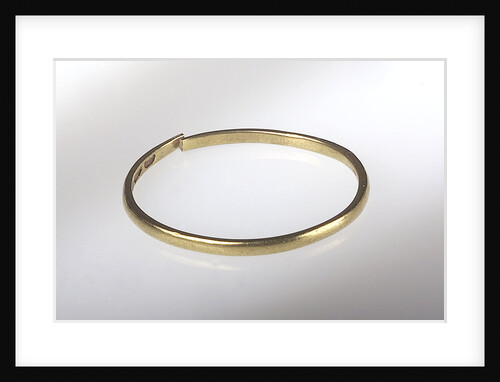 Wedding ring by unknown