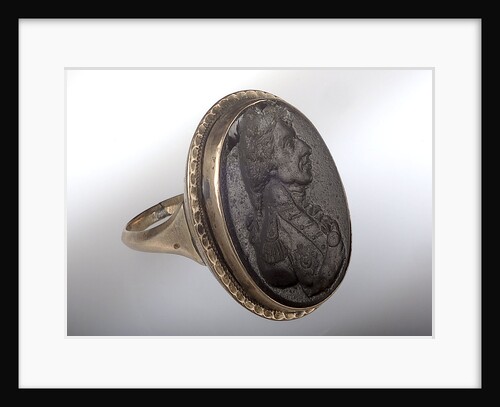 Gold ring by unknown
