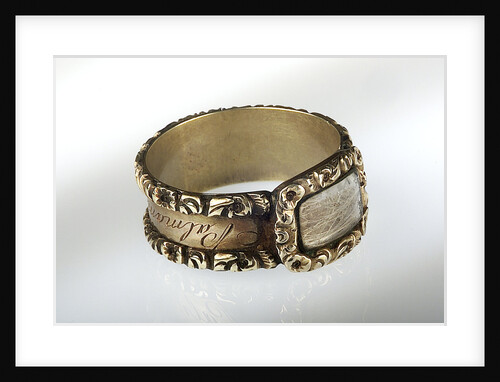 Gold ring by unknown