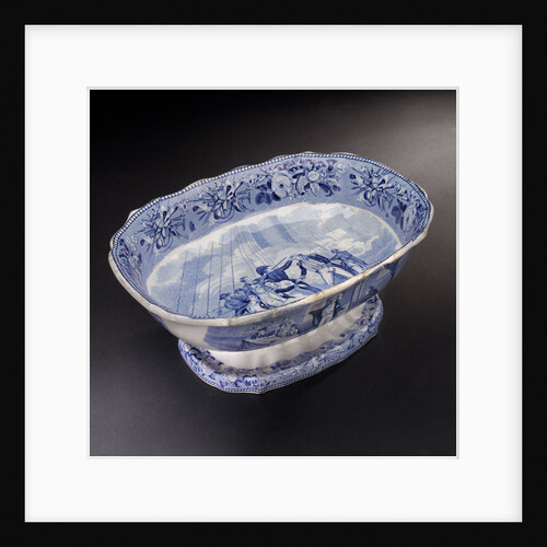 Earthenware dish by Josiah Spode