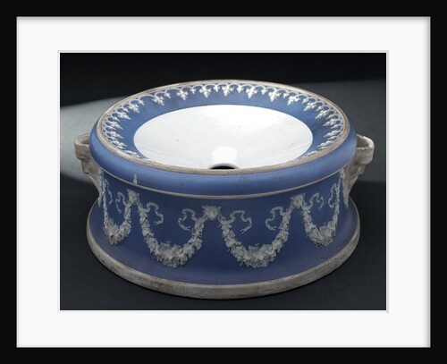 Spittoon by unknown