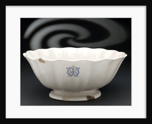 Fruit bowl by Cauldon Potteries Ltd.