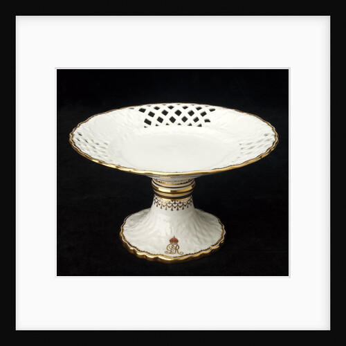 Dessert stand used on RY 'Alberta' (1863) by Royal Crown Derby Porcelain Co