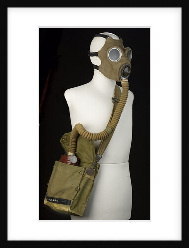 Non-regulation gas mask by unknown