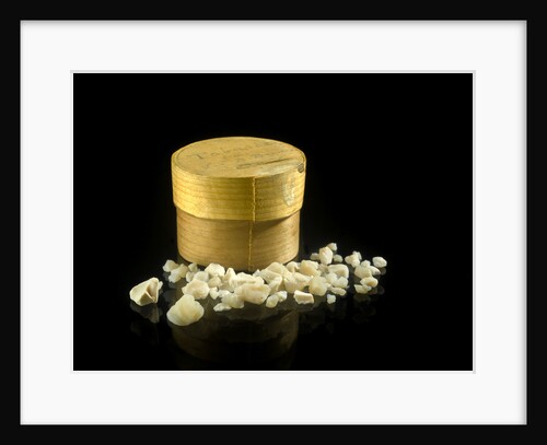 Pill box containing 'Tabas__ from Sir D B___' by unknown