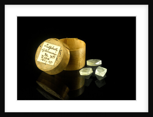 Pill box and sulphate of ammonia by Unknown
