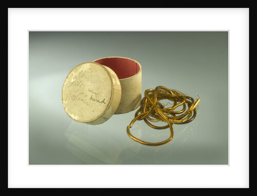 Copper band and box by unknown