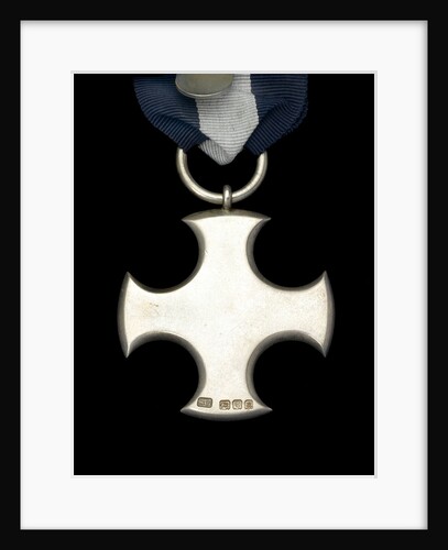 Distinguished Service Cross, reverse by Garrard & Co.