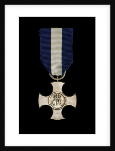 Distinguished Service Cross 1936-1947, obverse by Garrard & Co.