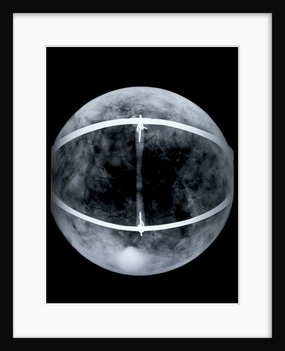 Globe x-ray by Jacob Floris van Langren