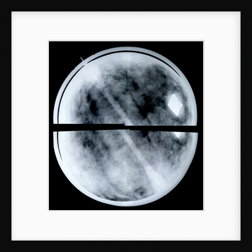 Globe x-ray by Arnold Floris van Langren