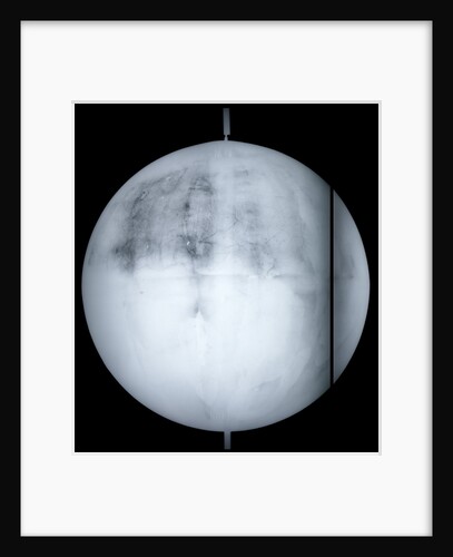 Globe x-ray by Guillaume de L'Isle