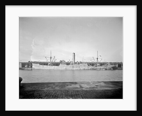 'Wayfarer' (Br,1925) at quayside, Liverpool by unknown