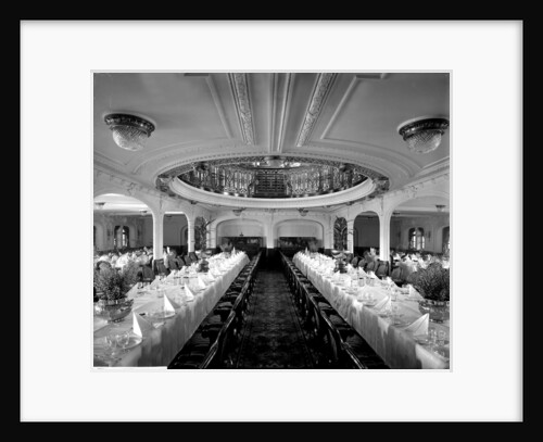 First Class Dining Saloon on the 'Balmoral Castle' (1910) by Bedford Lemere & Co.