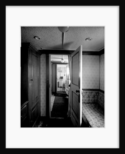 First Class suite de luxe on the 'Highland Loch' (1911) by Bedford Lemere & Co.
