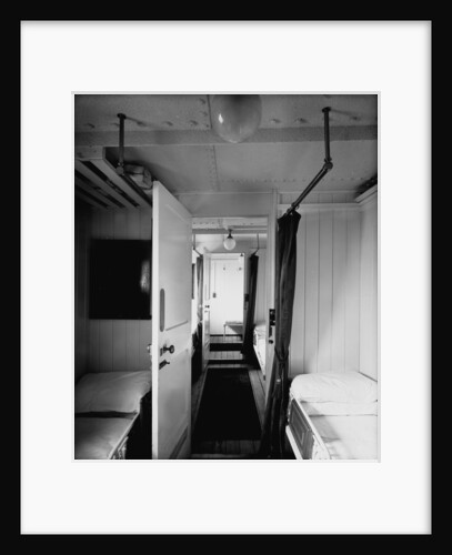 First Class suite on the 'Highland Loch' (1911) by Bedford Lemere & Co.