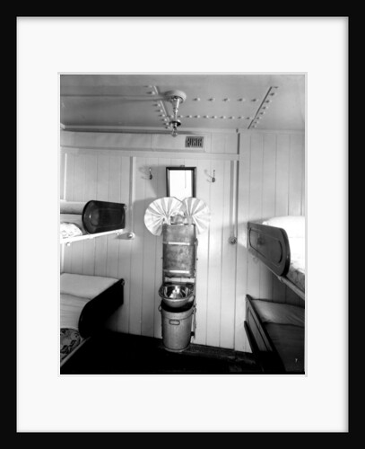 Third Class cabin on the 'Royal George' (1907) by Bedford Lemere & Co.