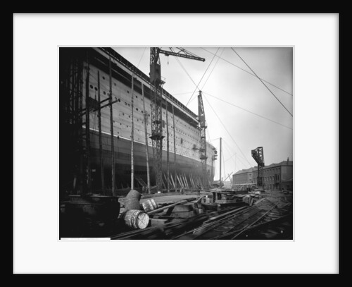 Fore part of the passenger liner 'Aquitania' (1914) on the stocks by Bedford Lemere & Co.