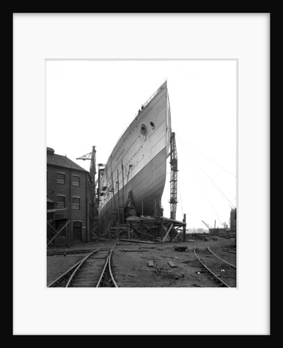 Bow view of the 'Aquitania' (1914) before launch by Bedford Lemere & Co.