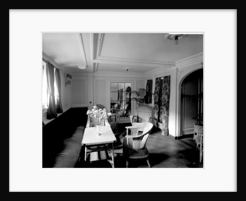 First Class Ante Room on the 'Empress of Asia' (1913) by Bedford Lemere & Co.