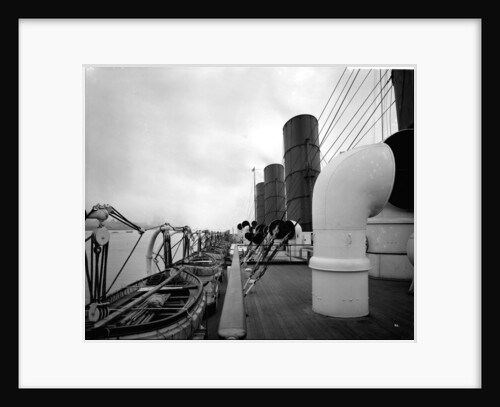View from the Flying Bridge on the 'Aquitania' (1914) by Bedford Lemere & Co.