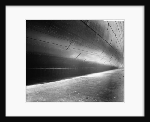 Bottom plating of the 'Aquitania' (1914) by Bedford Lemere & Co.