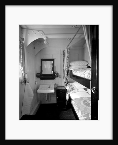 Second Class stateroom on the 'Aquitania' (1914) by Bedford Lemere & Co.
