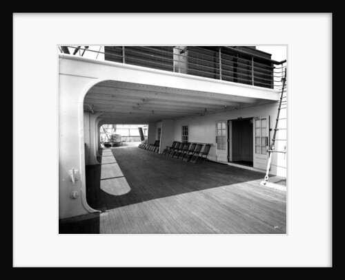 Second Class Promenade on the 'Aquitania' (1914) by Bedford Lemere & Co.