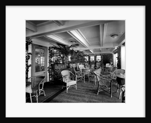First Class Verandah Cafe on the 'Essequibo' (1914) by Bedford Lemere & Co.