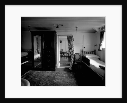 First Class suite de luxe on the 'Kaisar-i-Hind' (1914) by Bedford Lemere & Co.