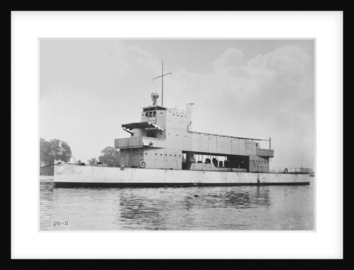 'Melik' 1897, moored on the River Thames at Chiswick during trials period by unknown