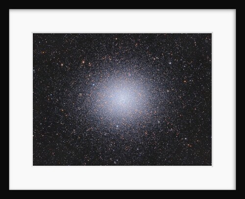 Omega Centauri by Ignacio Diaz Bobillo