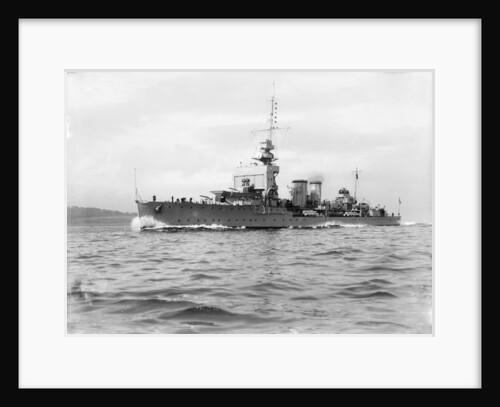 Light cruiser HMS 'Dauntless' (1918) by Anonymous