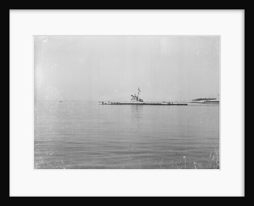 Submarine HMS 'E32' (1916) by unknown