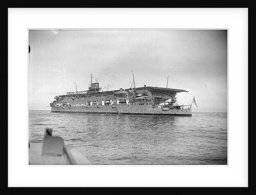 HMS 'Courageous' (1916) by Unknown