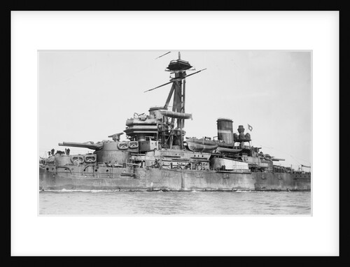 Dreadnought battleship 'Sao Paolo' (Brazil, 1909) close up, amidships by unknown