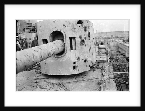 HMS 'Warspite' (1913), battle damage by unknown