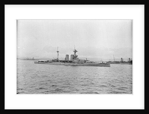HMS 'Barham' (1914) by Unknown