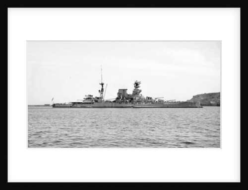 HMS 'Barham' (1914) by Unknown