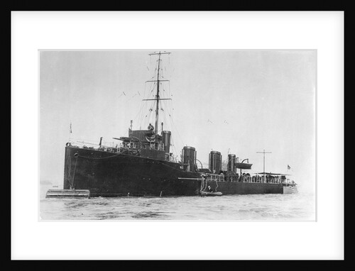 Torpedo boat destroyer HMS 'Crusader' (1909) by Unknown