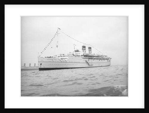 'Arandora Star' (Br, 1927) anchored in Line H at Spithead for the Coronation Review by unknown