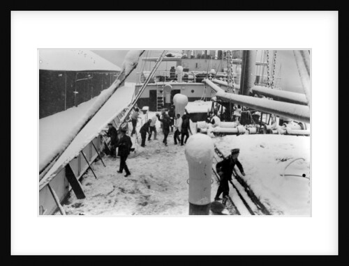 Scene on board passenger liner 'Strathnaver' (Br, 1931) by unknown