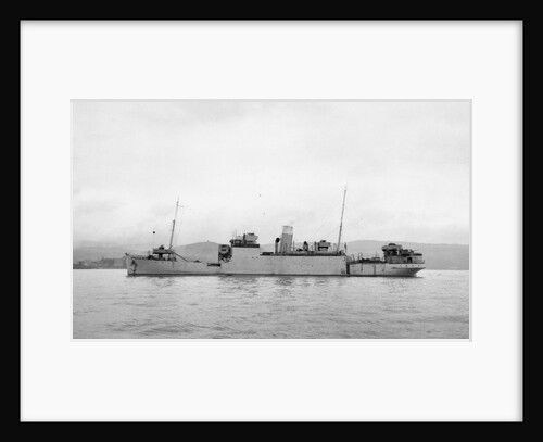 The convoy rescue ship Rathlin by Unknown