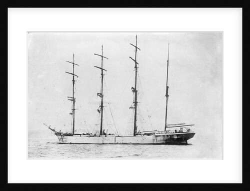 'Dundee' (Br, 1882) at anchor by unknown