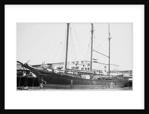'Metha Nelson' (Am, 1896) at quayside by unknown