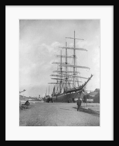 'Saragossa' (1902) at Dundee when new by unknown