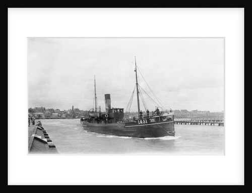 'Queen Alexandra' (Br, 1902) under way by unknown