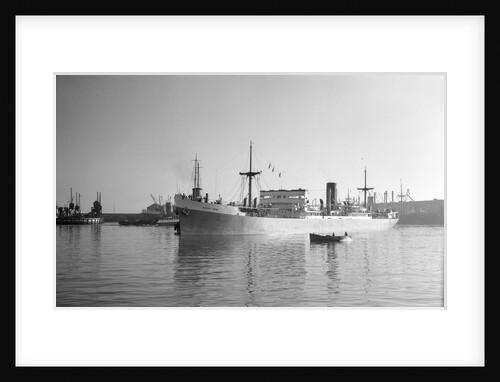 General cargo 'Queen Anne' (Br, 1943) ex 'Kelmscott', in Cape Town harbour by unknown