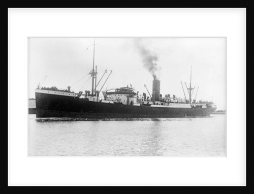 'Clan Mactavish' (Br, 1921), under tow by unknown