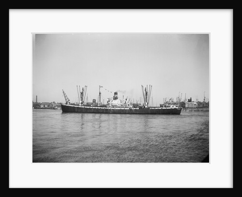 'Speaker' (1943) in Cape Town harbor by Unknown
